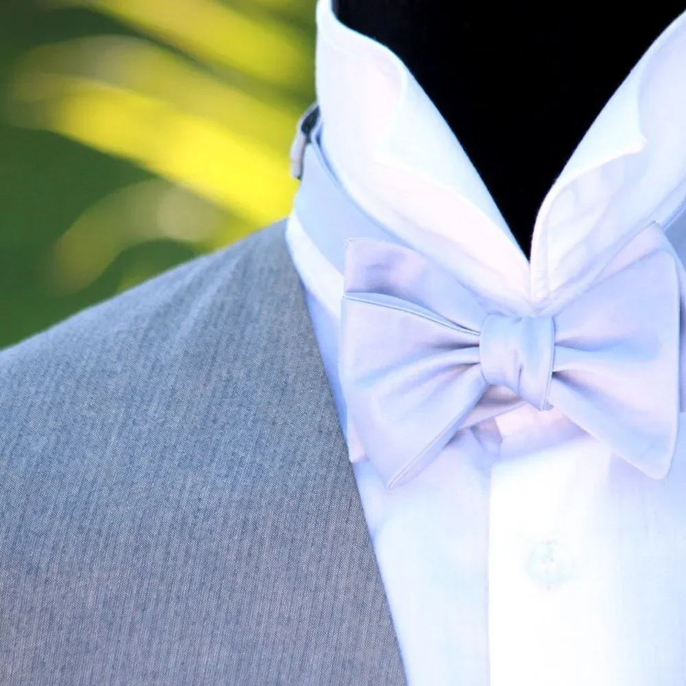Grey Mens Self-tied bow tie‎